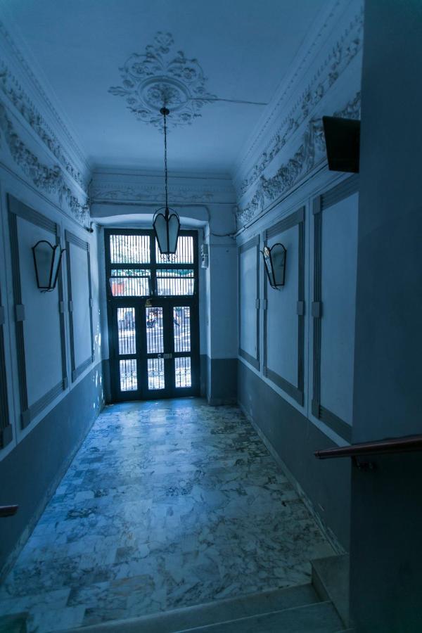 Casetta Partenopea Holiday House Napoli Bagian luar foto